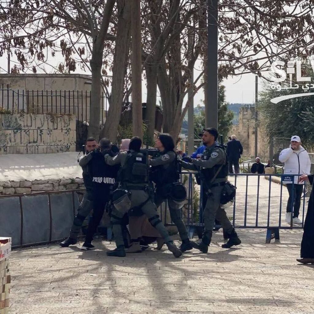 img_20240301_211436_6992349206006597938199-1024x1024 The Israeli occupation forces assault a Palestinian young man and a woman whilst detaining them near Lion’s gate in the old city of Jerusalem.