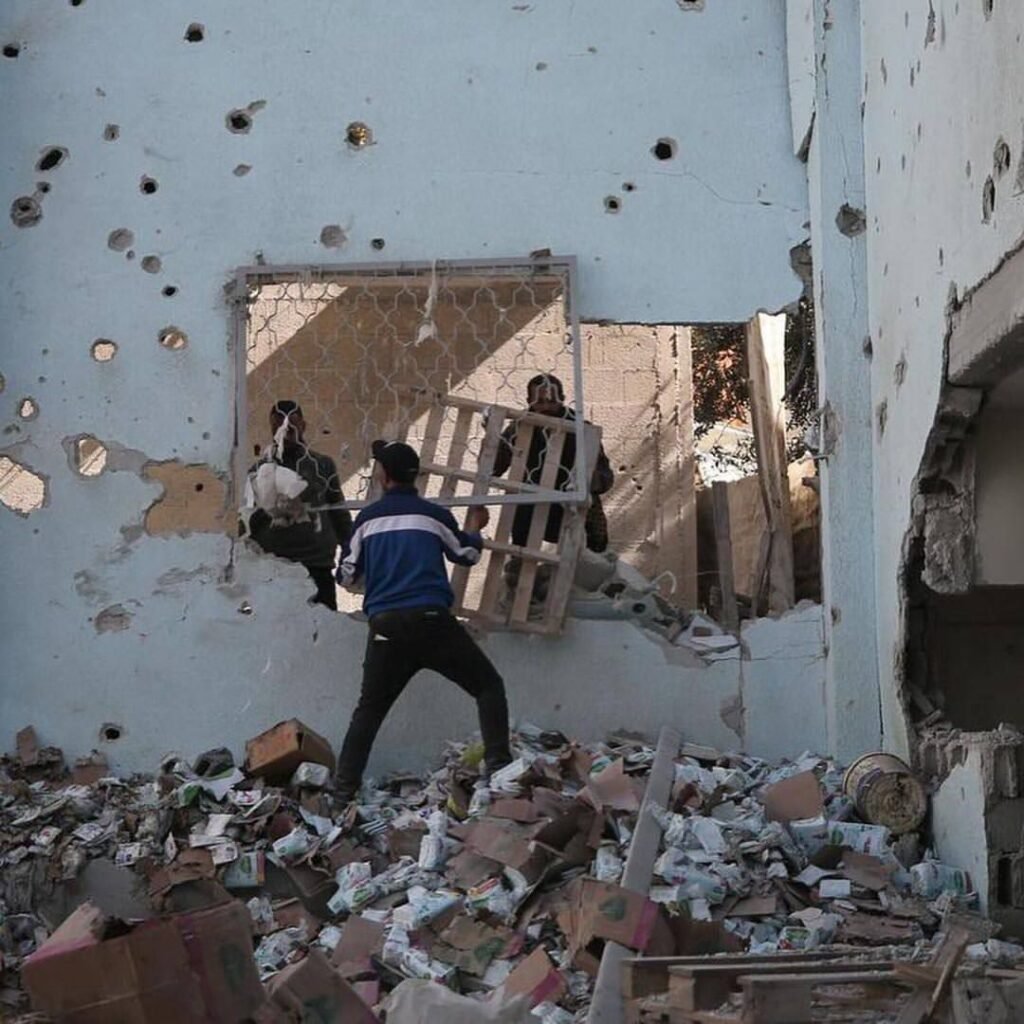 img_20240319_170635_7672437290529216271491-1024x1024 Bombing the warehouses of the Ministry of Social Affairs in Gaza, that distribute aid to the displaced in the Nuseirat camp in the central Gaza Strip. 8 people were killed inside these warehouses.